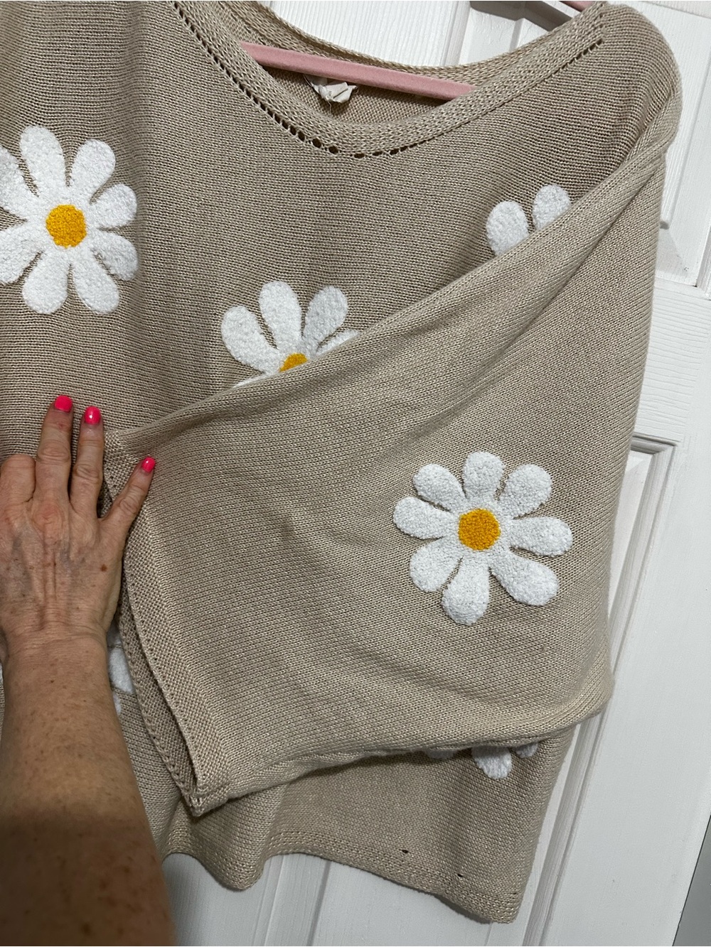BiBi Beige Crewneck Sweater with White & Yellow Daisy Embroidery - Picture 8 of 10
